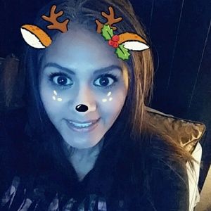 Meet your Posher, Christina